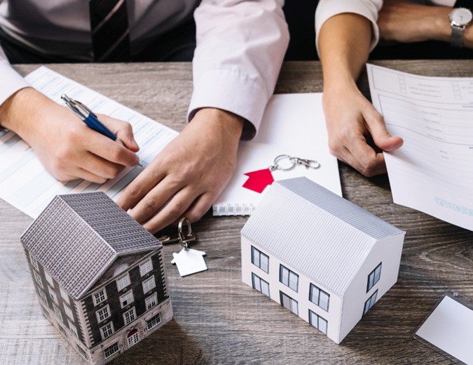 Consulta de documentos inmobiliarios en Colombia